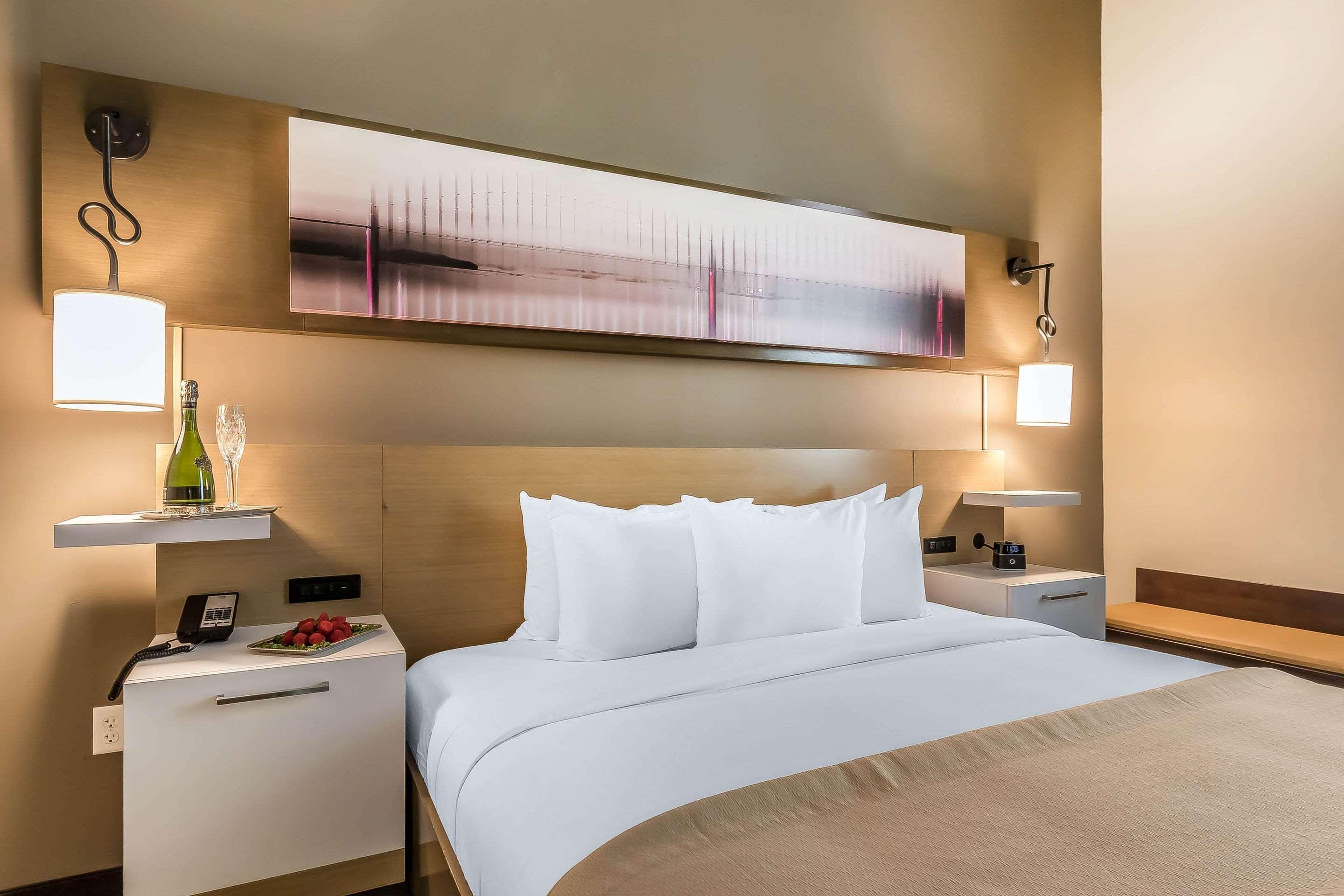 Hotel Napoleon Мемфис Екстериор снимка